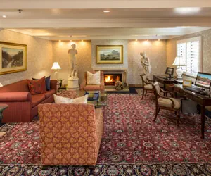 Photo 2 - Campbell Inn Hotel