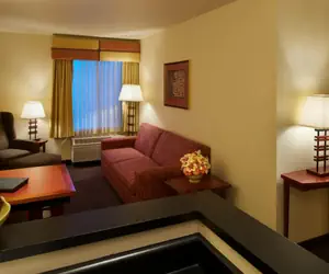 Photo 4 - Larkspur Landing Extended Stay Suites Folsom