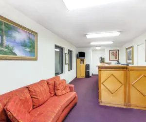 Photo 4 - Knights Inn Point South Yemassee