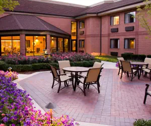 Photo 2 - Ann Arbor Regent Hotel and Suites