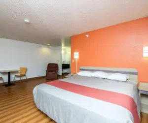 Photo 4 - Motel 6-Waterloo, IA