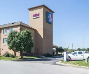 Photo 3 - Motel 6-Indianapolis, IN - Airport