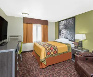 Photo 5 - Super 8 by Wyndham Moberly MO