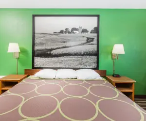 Photo 2 - Super 8 by Wyndham Sioux City South