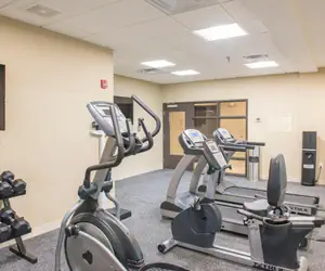 Photo 5 - Candlewood Suites Fargo South-Medical Center, an IHG Hotel