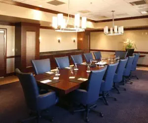 Photo 5 - The Platinum Hotel