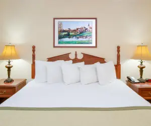 Photo 4 - Baymont by Wyndham Ozark