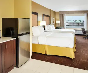 Photo 4 - Holiday Inn Express & Suites Sandusky, an IHG Hotel