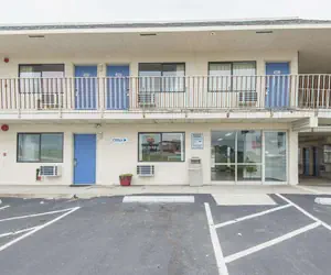 Photo 3 - Motel 6 Kansas City, MO - Airport