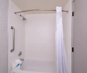 Photo 2 - Holiday Inn Express Palm Desert, an IHG Hotel