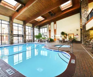 Photo 2 - Best Western Center Pointe Inn