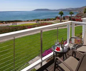 Photo 2 - Spyglass Inn