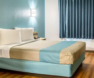 Photo 4 - Motel 6-Lincoln City, OR