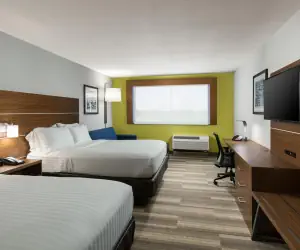 Photo 5 - Holiday Inn Express Visalia-Sequoia Gateway Area, an IHG Hotel