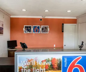 Photo 4 - Motel 6 Florence, KY - Cincinnati Airport