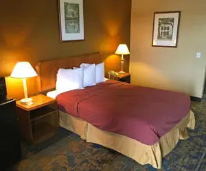 Photo 5 - Americas Best Value Inn-Livonia/Detroit