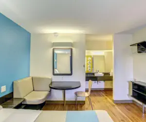 Photo 5 - Motel 6-Dickson, TN