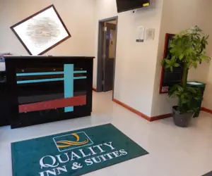 Photo 4 - Quality Inn near Sunset Park