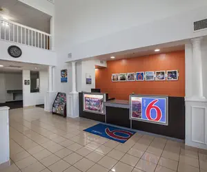 Photo 5 - Motel 6-Bedford, TX - Fort Worth