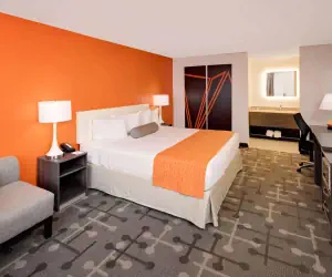 Photo 5 - Howard Johnson by Wyndham Florence