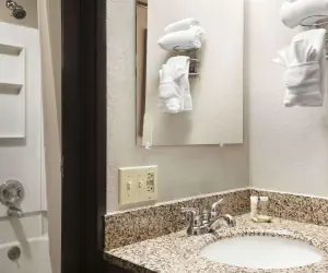 Photo 4 - Super 8 by Wyndham Bozeman