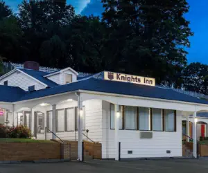 Photo 4 - Knights Inn Galax