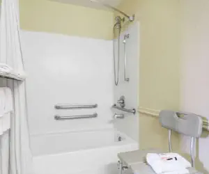 Photo 5 - Super 8 by Wyndham Indianapolis/NE/Castleton Area