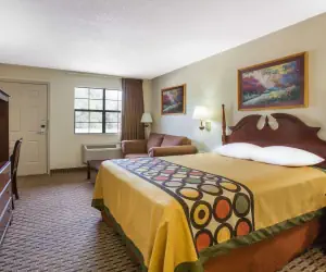 Photo 5 - Super 8 by Wyndham Cabot