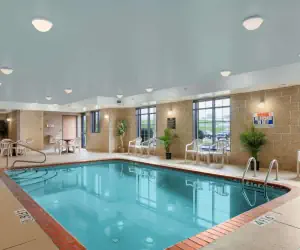 Photo 2 - Super 8 by Wyndham Akron S/Green/Uniontown OH