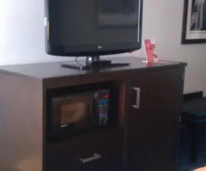 Photo 2 - Holiday Inn Cleveland Northeast - Mentor, an IHG Hotel