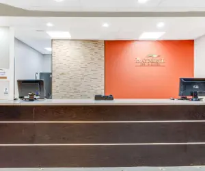 Photo 4 - Baymont by Wyndham Midland Airport