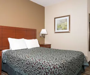 Photo 5 - Days Inn by Wyndham Mankato