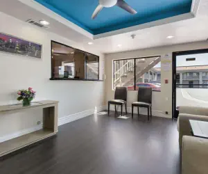 Photo 2 - Days Inn by Wyndham Downey