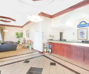 Photo 2 - Days Inn by Wyndham Robstown