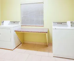 Photo 4 - Days Inn & Suites by Wyndham Russellville