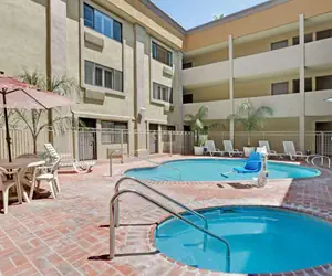 Photo 2 - Days Inn by Wyndham West Covina