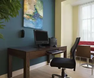 Photo 3 - Days Inn & Suites by Wyndham Belmont