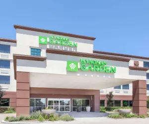 Photo 2 - Wyndham Garden Elk Grove Village - O'Hare