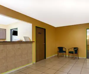 Photo 2 - Super 8 by Wyndham Bath Hammondsport Area