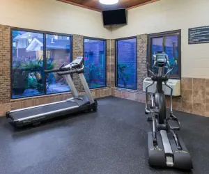 Photo 4 - Super 8 by Wyndham O'Fallon