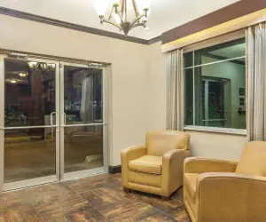 Photo 5 - Super 8 by Wyndham Center