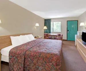 Photo 3 - Days Inn by Wyndham Espanola