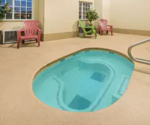 Photo 3 - Microtel Inn and Suites By Wyndham Miami OK