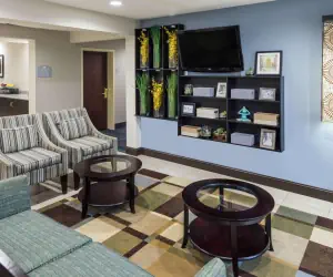 Photo 2 - Microtel Inn & Suites - Greenville