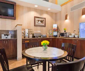 Photo 4 - Best Western University Inn