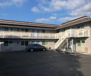 Photo 5 - Pacific Inn Monterey