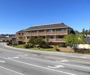 Photo 2 - Ocean Gate Inn