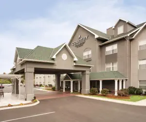 Photo 3 - Country Inn & Suites by Radisson, Chattanooga-Lookout Mountain