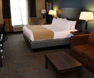 Photo 2 - Holiday Inn Express Hotel & Suites Goldsboro - Base Area, an IHG Hotel