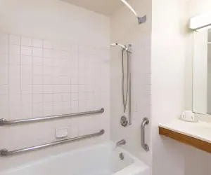 Photo 4 - Super 8 by Wyndham Yucca Val/Joshua Tree Nat Pk Area